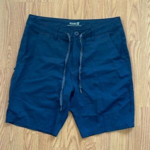 Roark explorer adventure short